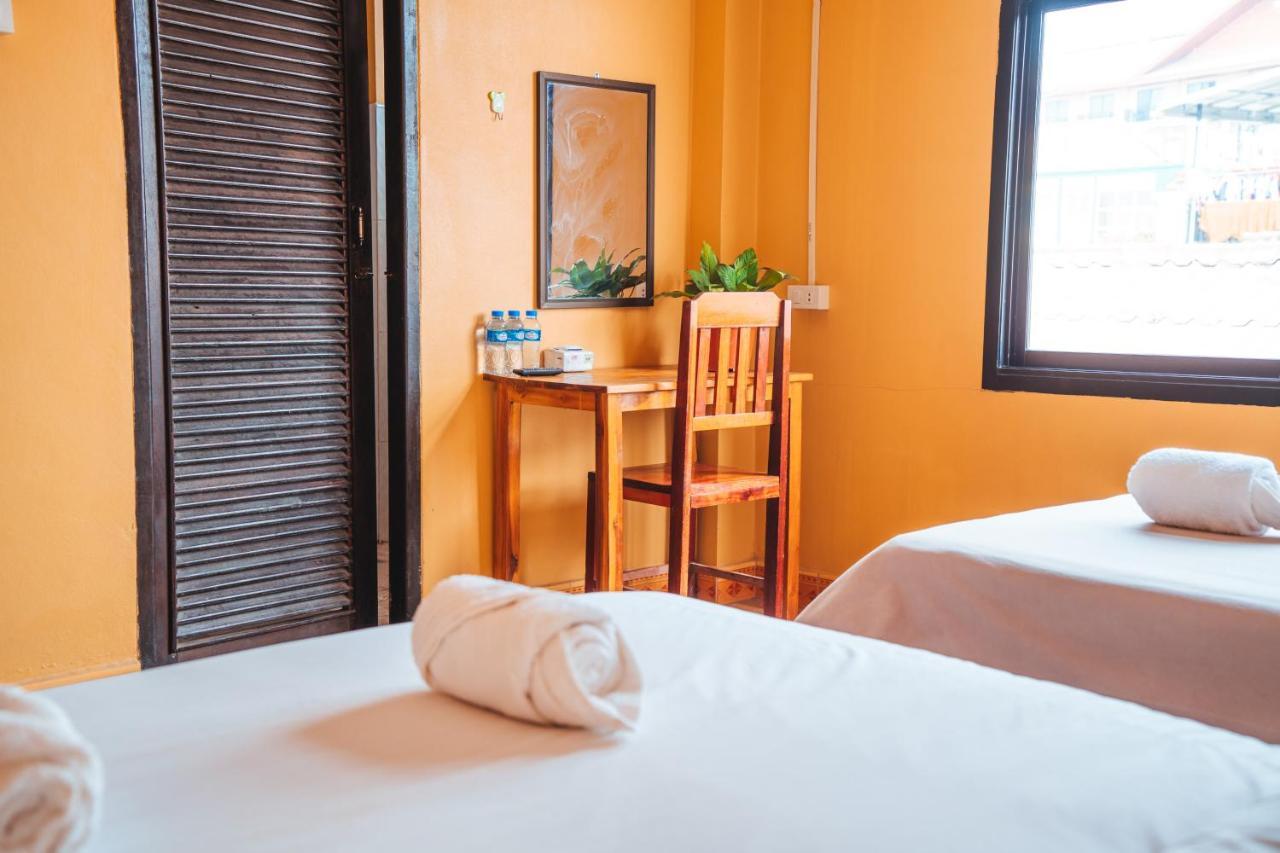 Vang Vieng Sunset Guesthouse & Restaurant Екстер'єр фото