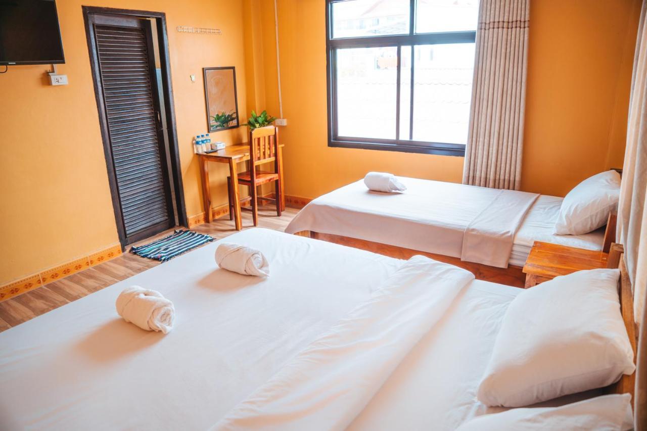 Vang Vieng Sunset Guesthouse & Restaurant Екстер'єр фото