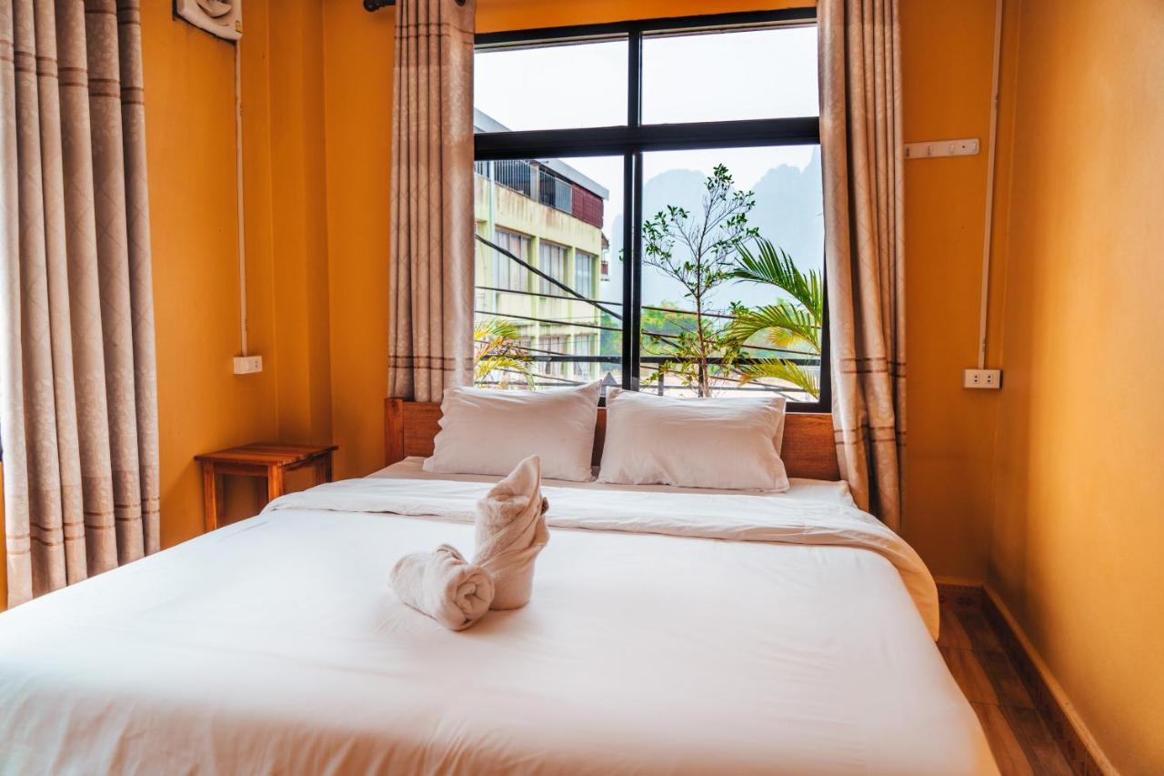 Vang Vieng Sunset Guesthouse & Restaurant Екстер'єр фото